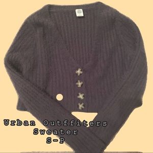 UrbanOutfiiters Sweater